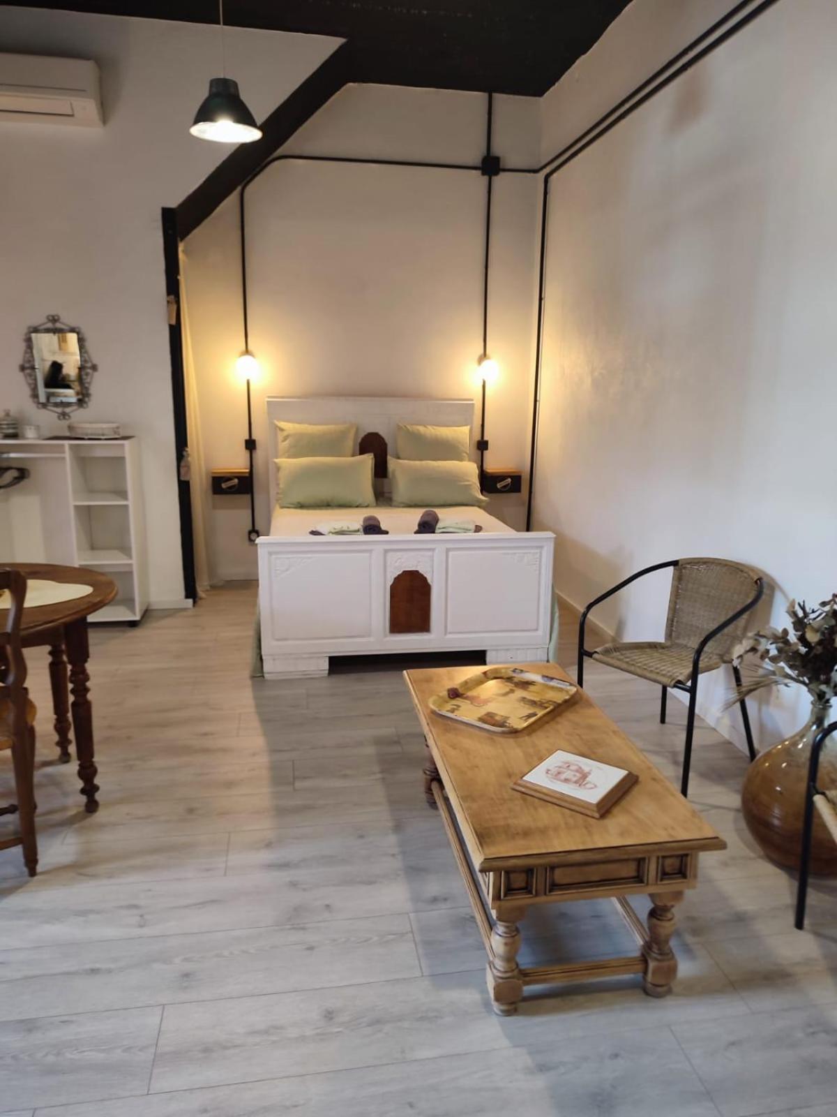 Apartament Les Oliviers Caumont-sur-Durance Zewnętrze zdjęcie